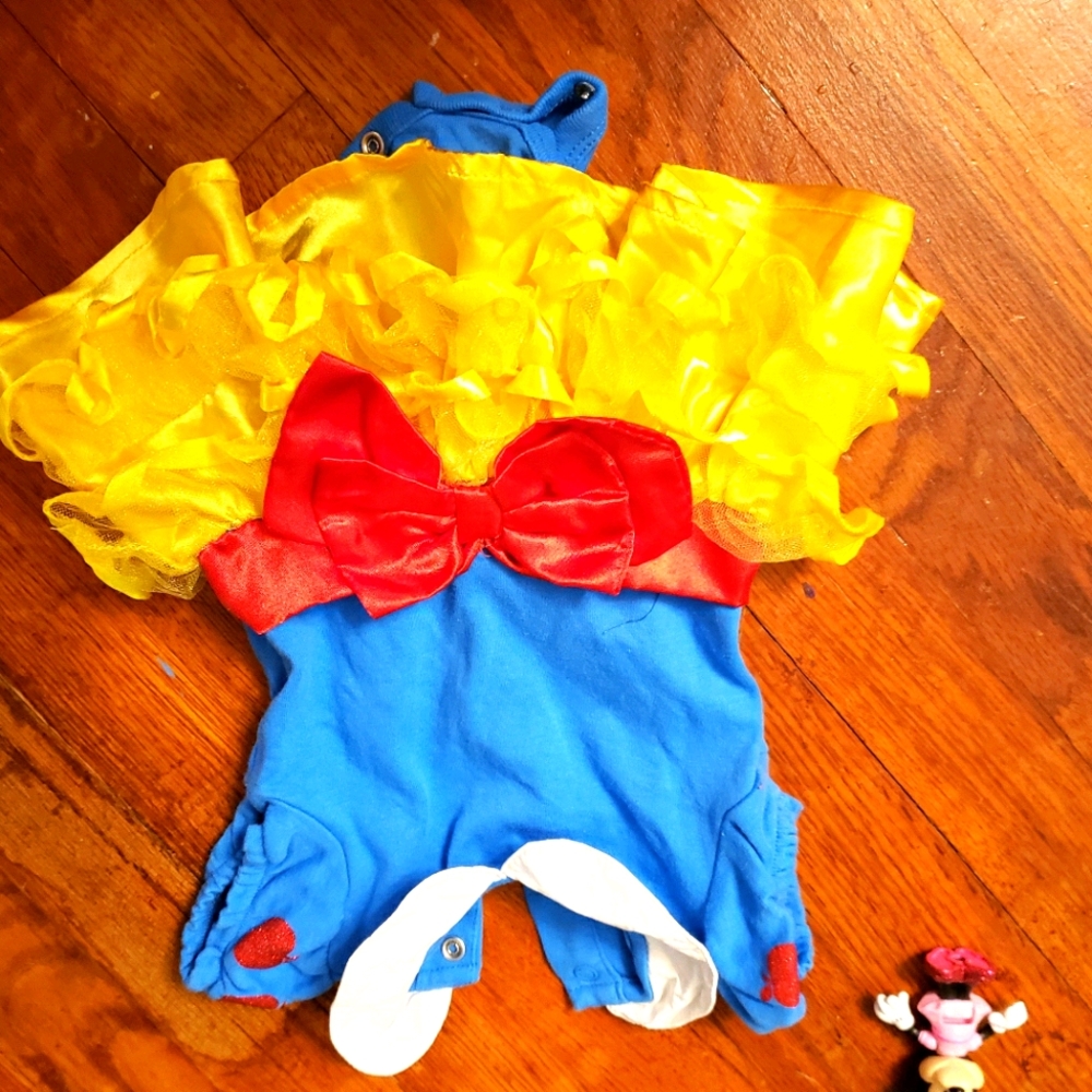Snow white baby costume 0-3 months